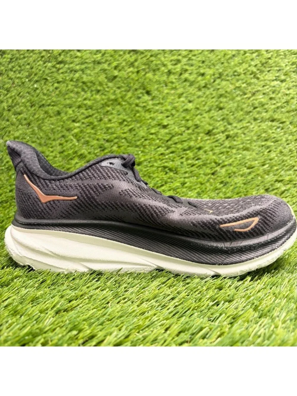 Hoka One One Clifton 9 Womens Size 6.5 Black Athletic Running Shoes Sneakers